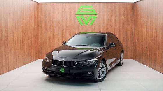 BMW 320i 2.0 SPORT 16V TURBO ACTIVE FLEX 4P AUTOMÁTICO BMW 320i 2.0 SPORT 16V TURBO ACTIVE FLEX 4P AUTOMÁTICO